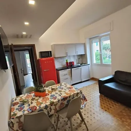 Seaside Apartment, 20m To The Beach, Wi-fi&terrace * Bordighera