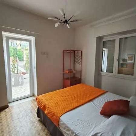 Seaside Apartment, 20m To The Beach, Wi-fi&terrace