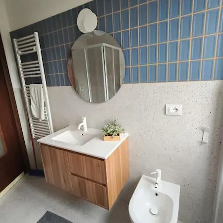 Seaside Apartment, 20m To The Beach, Wi-fi&terrace Apartamento